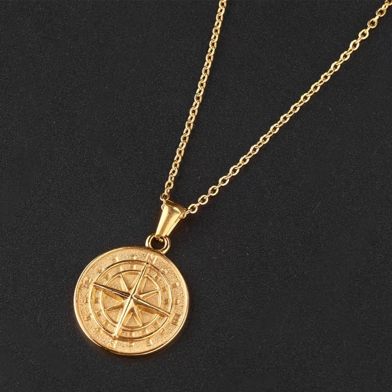 Colar Compass Masculino Dourado de Aço Inoxidável em Camadas: Estilo e Aventura