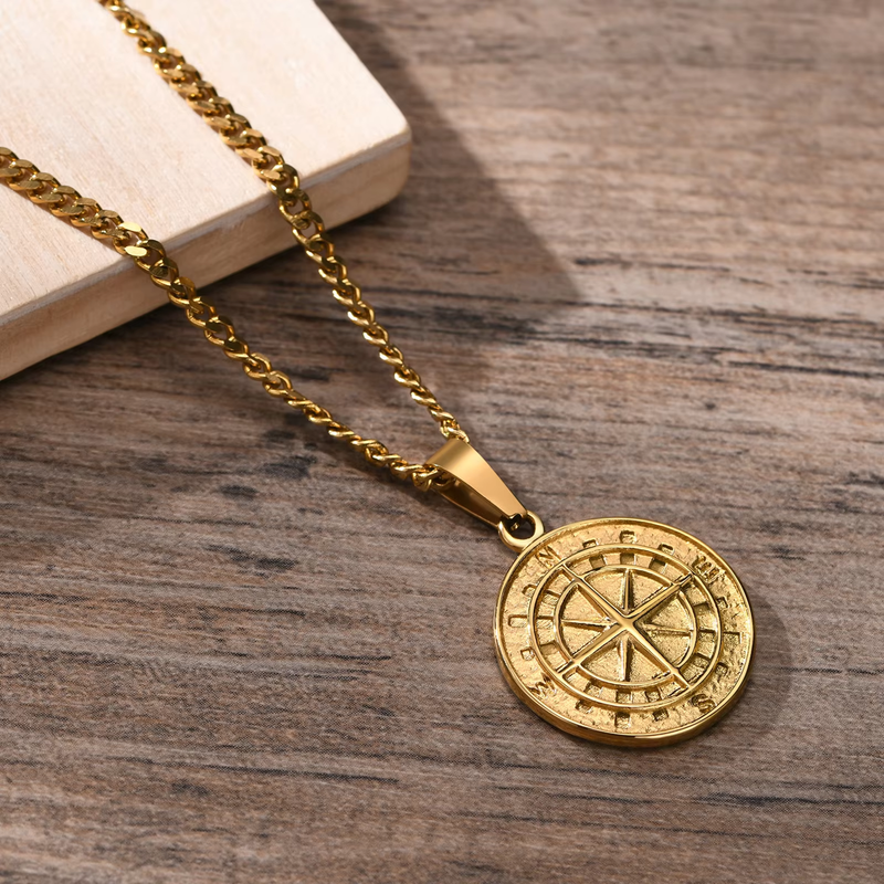 Colar Compass Masculino Dourado de Aço Inoxidável em Camadas: Estilo e Aventura