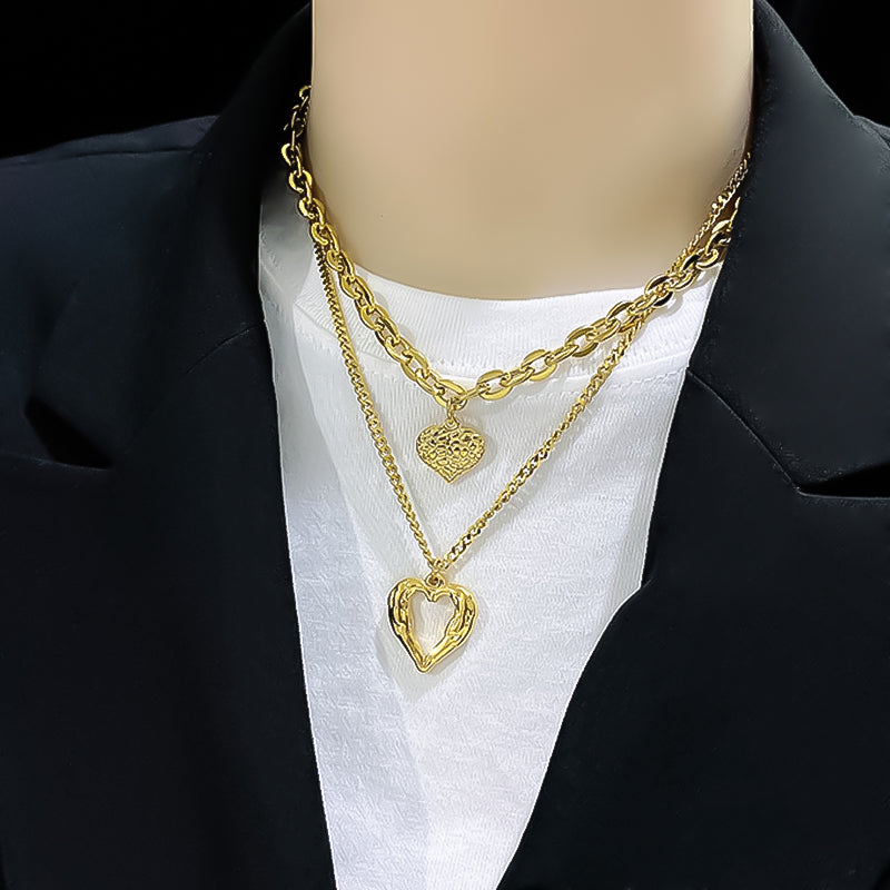 Colar Feminino Dourado de Coração em Aço Inoxidável